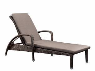 Пляжный лежак TRIUMPH brown из иск. ротанга
